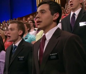 David Archuleta canta en el Coro Mormón