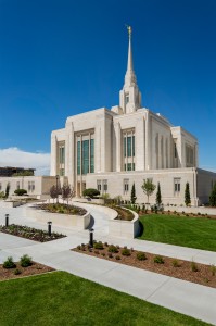 Ogden_Temple_Exterior_front